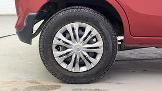 Used 2017 Maruti Suzuki Alto 800 VXi Petrol Manual tyres RIGHT REAR TYRE RIM VIEW