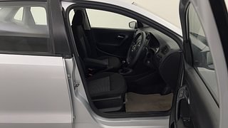 Used 2018 Volkswagen Ameo [2016-2020] 1.0 Trendline Petrol Petrol Manual interior RIGHT SIDE FRONT DOOR CABIN VIEW