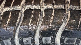 Used 2017 Maruti Suzuki Alto 800 VXi Petrol Manual tyres RIGHT FRONT TYRE TREAD VIEW