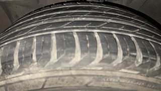 Used 2021 Jeep Compass Model S (O) 1.4 Petrol DCT Petrol Automatic tyres LEFT FRONT TYRE TREAD VIEW