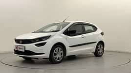 2022 Tata Altroz XM Plus 1.2 CNG (Outside Fitted)