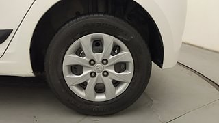 Used 2016 Hyundai Elite i20 Magna 1.2 Petrol Manual tyres LEFT REAR TYRE RIM VIEW