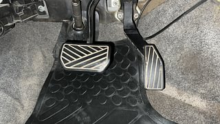 Used 2018 Maruti Suzuki Alto K10 [2014-2019] VXI AMT (O) Petrol Automatic interior PEDALS VIEW