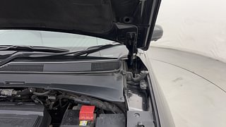 Used 2021 Jeep Compass Model S (O) 1.4 Petrol DCT Petrol Automatic engine ENGINE LEFT SIDE HINGE & APRON VIEW