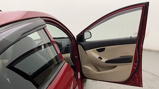 Used 2015 Hyundai Eon Era + Petrol Manual interior RIGHT FRONT DOOR OPEN VIEW