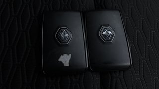 Used 2022 Renault Kiger RXZ Turbo CVT Dual Tone Petrol Automatic extra CAR KEY VIEW