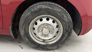 Used 2015 Hyundai Eon Era + Petrol Manual tyres RIGHT FRONT TYRE RIM VIEW