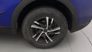 Used 2022 Mahindra XUV700 AX 5 Petrol MT 5 STR Petrol Manual tyres LEFT REAR TYRE RIM VIEW