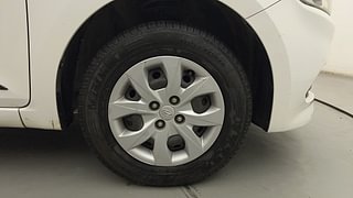 Used 2016 Hyundai Elite i20 Magna 1.2 Petrol Manual tyres RIGHT FRONT TYRE RIM VIEW