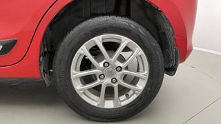 Used 2020 Maruti Suzuki Swift [2017-2021] ZXi AMT Petrol Automatic tyres LEFT REAR TYRE RIM VIEW