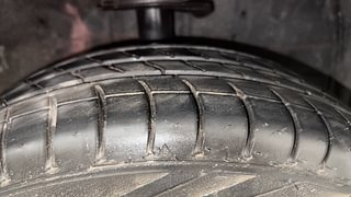 Used 2013 Toyota Etios [2010-2017] G Petrol Manual tyres RIGHT FRONT TYRE TREAD VIEW