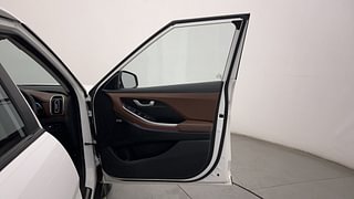 Used 2022 Hyundai Alcazar Signature (O) 7 Seater 1.5 Diesel AT Diesel Automatic interior RIGHT FRONT DOOR OPEN VIEW