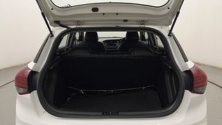 Used 2019 Hyundai Elite i20 Magna Plus 1.4 CRDI Diesel Manual interior DICKY INSIDE VIEW