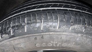 Used 2022 Mahindra XUV700 AX 5 Petrol MT 5 STR Petrol Manual tyres RIGHT FRONT TYRE TREAD VIEW