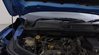 Used 2022 Renault Kiger RXZ Turbo CVT Dual Tone Petrol Automatic engine ENGINE RIGHT SIDE HINGE & APRON VIEW