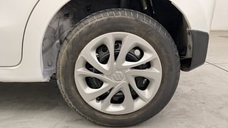Used 2015 Maruti Suzuki Celerio VXi AMT Petrol Automatic tyres LEFT REAR TYRE RIM VIEW