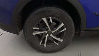 Used 2022 Mahindra XUV700 AX 5 Petrol MT 5 STR Petrol Manual tyres RIGHT REAR TYRE RIM VIEW