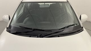 Used 2017 Maruti Suzuki Swift [2014-2017] LXI (O) Petrol Manual exterior FRONT WINDSHIELD VIEW