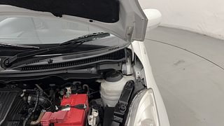 Used 2017 Maruti Suzuki Swift [2014-2017] LXI (O) Petrol Manual engine ENGINE LEFT SIDE HINGE & APRON VIEW