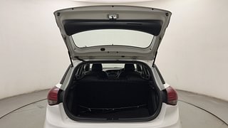 Used 2019 Hyundai Elite i20 Magna Plus 1.4 CRDI Diesel Manual interior DICKY DOOR OPEN VIEW