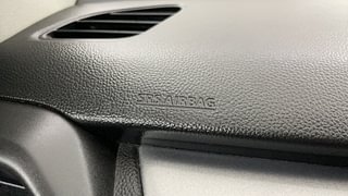 Used 2020 Maruti Suzuki Swift [2017-2021] ZXi AMT Petrol Automatic top_features Airbags