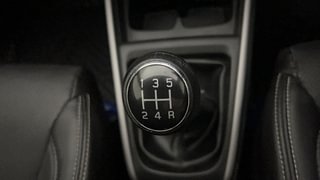 Used 2023 Maruti Suzuki XL6 Alpha Plus MT Petrol Petrol Manual interior GEAR  KNOB VIEW