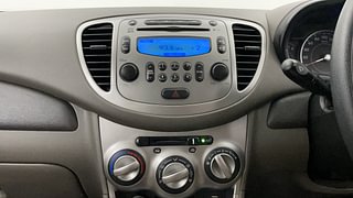 Used 2015 Hyundai i10 Sportz 1.1 iRDE2 Petrol Manual interior MUSIC SYSTEM & AC CONTROL VIEW