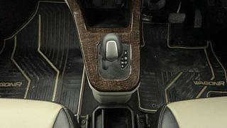 Used 2020 Maruti Suzuki Wagon R 1.2 ZXi 1.2 AMT Petrol Automatic interior GEAR  KNOB VIEW