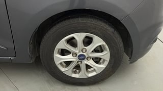 Used 2015 Ford Figo Aspire Titanium 1.2 Ti-VCT Petrol Manual tyres RIGHT FRONT TYRE RIM VIEW