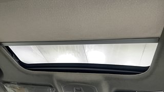 Used 2023 Maruti Suzuki Grand Vitara Alpha Smart Hybrid Petrol Manual top_features Sunroof