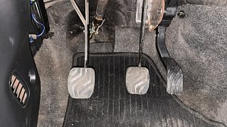 Used 2018 Datsun Redi-GO [2015-2019] T(O) 1.0 Petrol Manual interior PEDALS VIEW