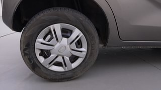 Used 2018 Datsun Redi-GO [2015-2019] T(O) 1.0 Petrol Manual tyres RIGHT REAR TYRE RIM VIEW