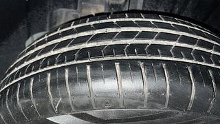 Used 2023 Maruti Suzuki Baleno Sigma Petrol Petrol Manual tyres RIGHT REAR TYRE TREAD VIEW
