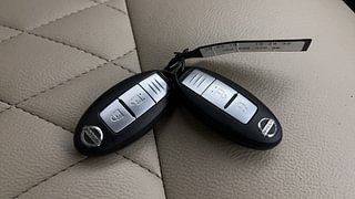 Used 2015 Nissan Micra [2013-2020] XV CVT Petrol Automatic extra CAR KEY VIEW