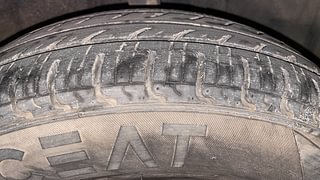 Used 2018 Datsun Redi-GO [2015-2019] T(O) 1.0 Petrol Manual tyres RIGHT FRONT TYRE TREAD VIEW