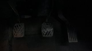 Used 2020 Maruti Suzuki Vitara Brezza [2016-2020] ZDi Plus Diesel Manual interior PEDALS VIEW
