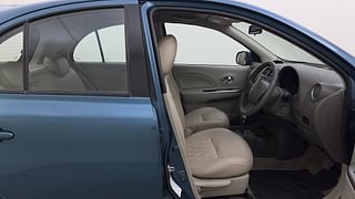 Used 2015 Nissan Micra [2013-2020] XV CVT Petrol Automatic interior RIGHT SIDE FRONT DOOR CABIN VIEW