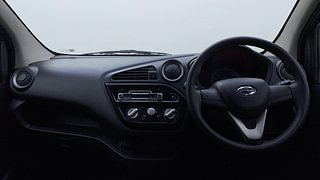 Used 2018 Datsun Redi-GO [2015-2019] T(O) 1.0 Petrol Manual interior DASHBOARD VIEW