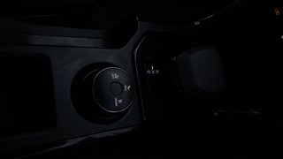 Used 2025 Tata Nexon 1.2L CREATIVE Plus 6AMT Dark Edition BS6 PH2 Petrol Automatic interior GEAR  KNOB VIEW