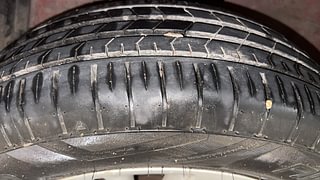 Used 2017 Maruti Suzuki Swift [2011-2017] ZXi Petrol Manual tyres LEFT FRONT TYRE TREAD VIEW