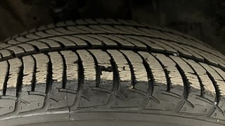 Used 2020 Maruti Suzuki Wagon R 1.2 ZXi 1.2 AMT Petrol Automatic tyres RIGHT FRONT TYRE TREAD VIEW