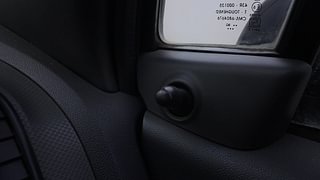 Used 2015 Maruti Suzuki Ritz Lxi BS-IV Petrol Manual top_features Adjustable ORVM