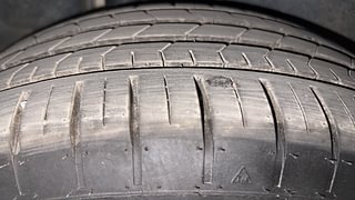 Used 2018 Maruti Suzuki Ciaz Alpha 1.4 MT Petrol Manual tyres RIGHT REAR TYRE TREAD VIEW