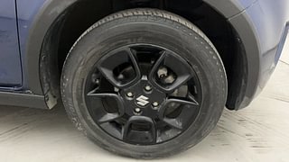 Used 2022 Maruti Suzuki Ignis Zeta MT Petrol Petrol Manual tyres RIGHT FRONT TYRE RIM VIEW