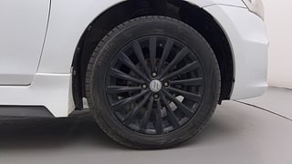 Used 2018 Maruti Suzuki Ciaz Alpha 1.4 MT Petrol Manual tyres RIGHT FRONT TYRE RIM VIEW