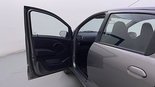 Used 2018 Datsun Redi-GO [2015-2019] T(O) 1.0 Petrol Manual interior LEFT FRONT DOOR OPEN VIEW