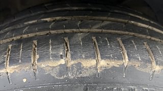 Used 2019 Maruti Suzuki Baleno Alpha 1.2 AT Petrol Automatic tyres RIGHT FRONT TYRE TREAD VIEW