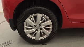 Used 2017 Maruti Suzuki Swift [2011-2017] ZXi Petrol Manual tyres RIGHT REAR TYRE RIM VIEW