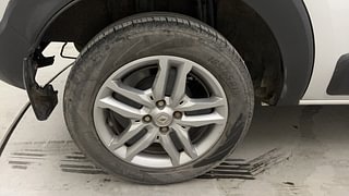 Used 2022 Renault Triber RXZ Petrol Manual tyres RIGHT REAR TYRE RIM VIEW