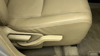 Used 2014 Honda Brio V MT Petrol Manual top_features Driver height adjustable seat